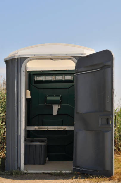 Porta potty delivery and setup in Pine Knot, KY