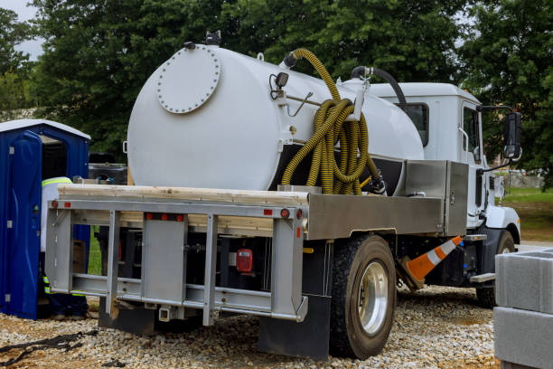 Portable Toilet Options We Offer in Pine Knot, KY
